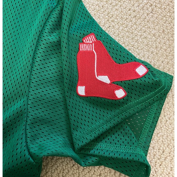 SOLD- Majestic Vintage Boston Red Sox St. Patrick’s Day Jersey Men’s XL - Picture 4 of 10